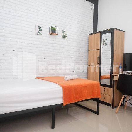 Rumah Daun Timoho Yogyakarta Redpartner Екстер'єр фото