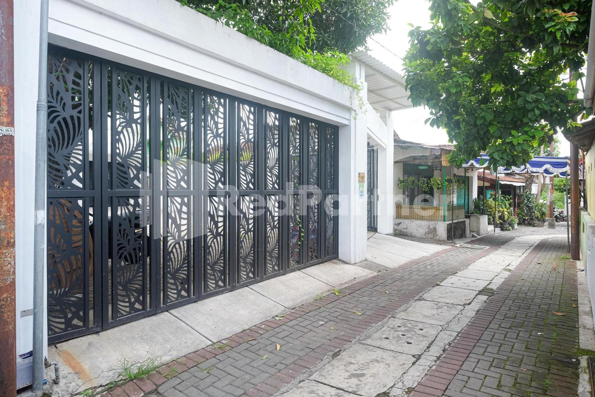 Rumah Daun Timoho Yogyakarta Redpartner Екстер'єр фото
